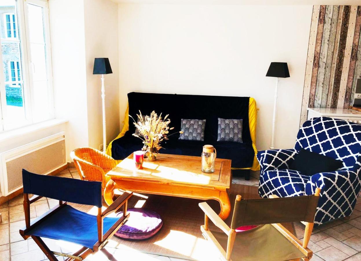 Maison De La Besliere Meuble De Tourisme 2 Etoiles Folligny Eksteriør billede