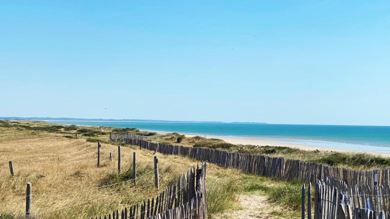 Maison De La Besliere Meuble De Tourisme 2 Etoiles Folligny Eksteriør billede